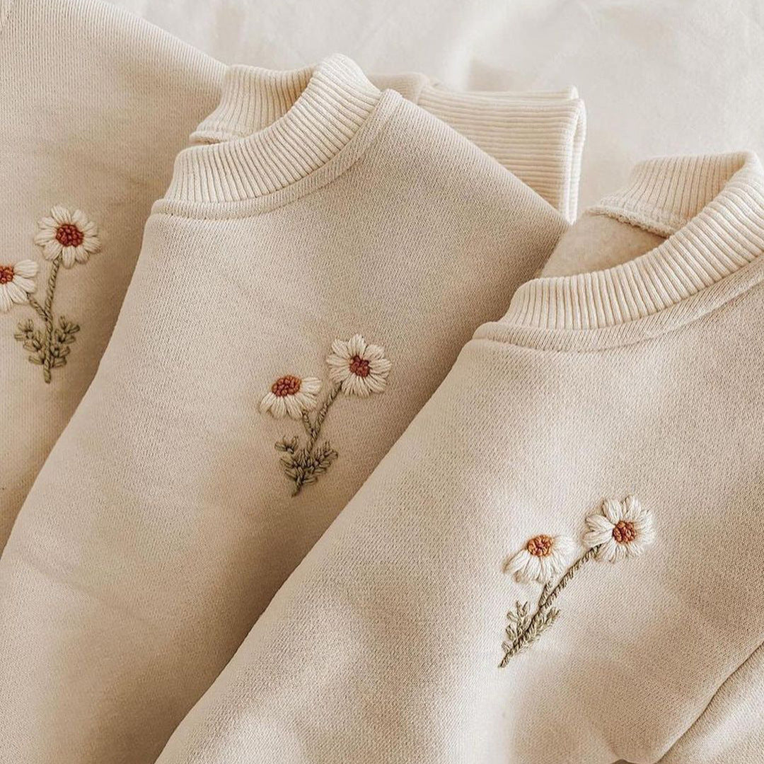 Chrysanthemum Embroidered Brushed Sweatshirt Leisure Suit