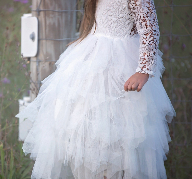 Lace Long-sleeved lace dress